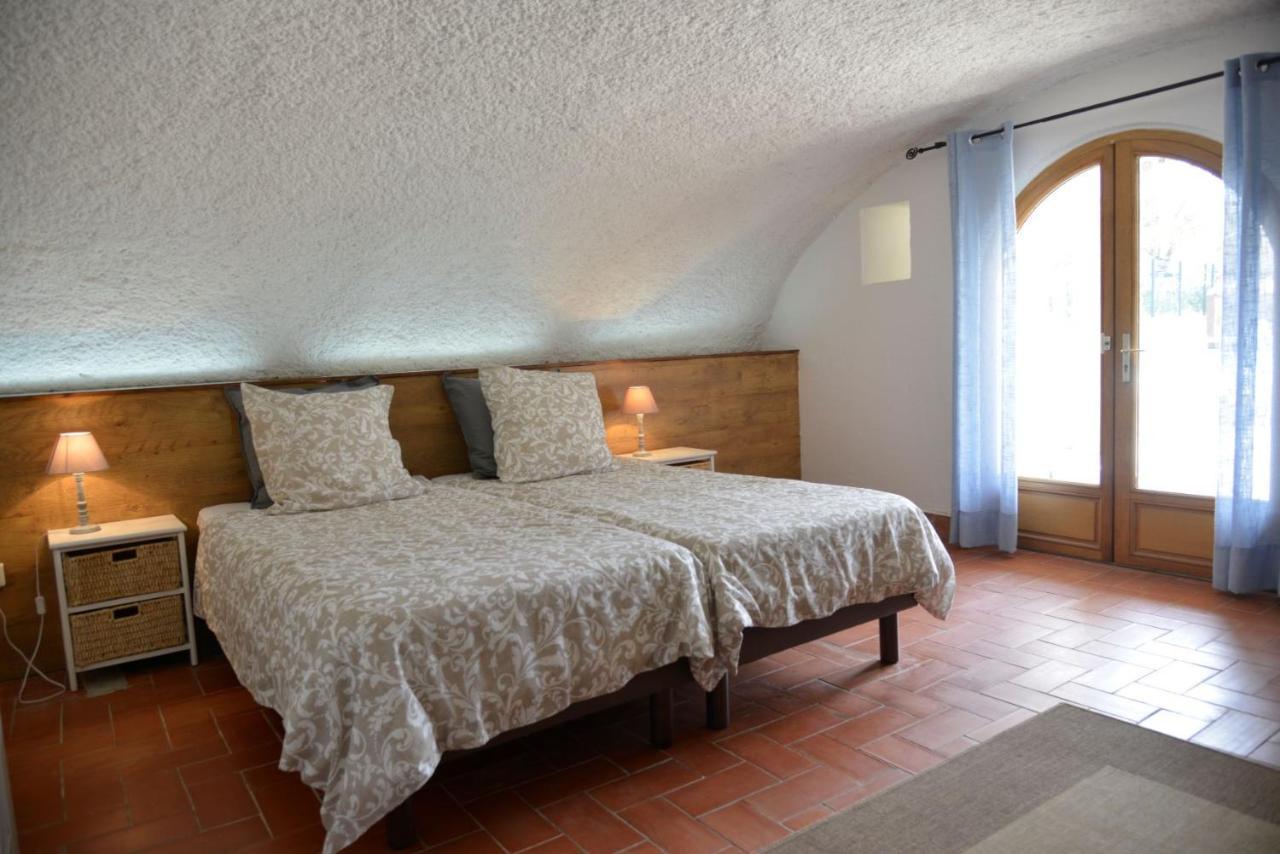 Au Grand Bonheur Bed and Breakfast Besseges Exteriör bild