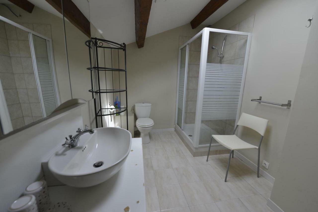 Au Grand Bonheur Bed and Breakfast Besseges Exteriör bild